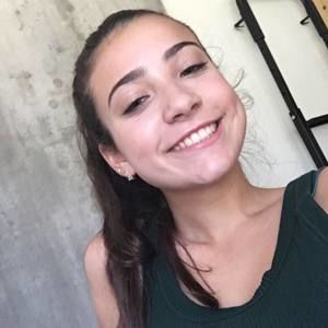 Meet your Posher, Julianna